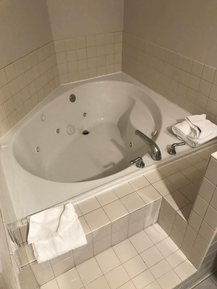 Fairfield Inn & Suites Bend Downtown Экстерьер фото